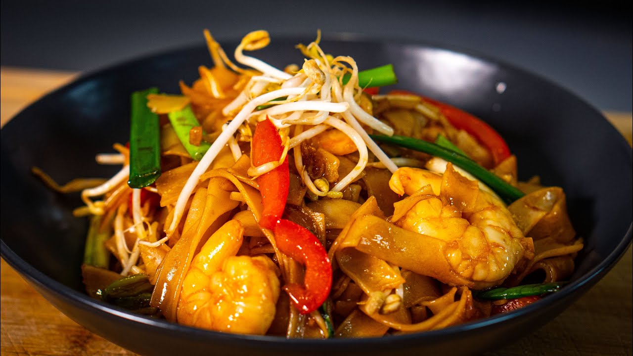 Gebratene Reisnudeln mit Garnelen | Thai Style | Rezept