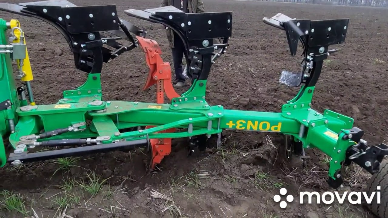 Купив два  3-х корпусні обортні плуги VELES AGRO і Unlu.