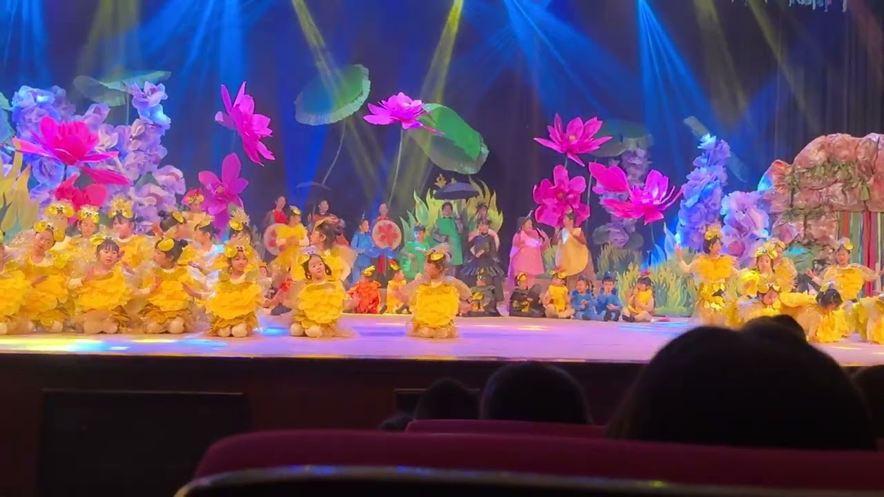 Nhạc kịch đón tết