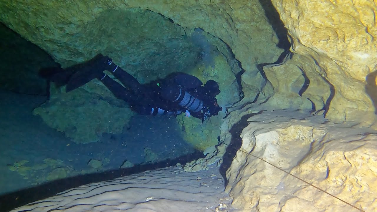 Madison Blue Springs Cave Dive