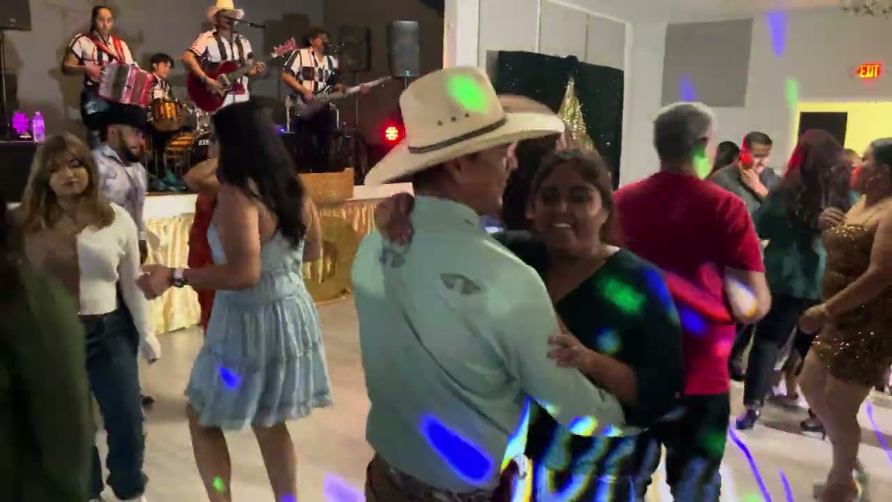 Ch terreno norteño en vivo en Selma California 408 903 5171