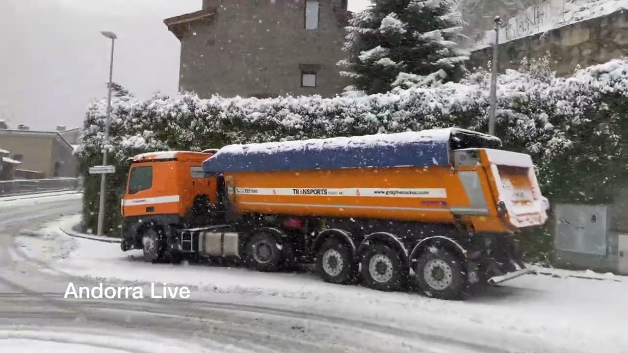 🇦🇩 ANDORRA. GREAT SNOWFALL in the LUXURY DEVELOPMENT ELS ORIOSSOS Great views to LA MASSANA