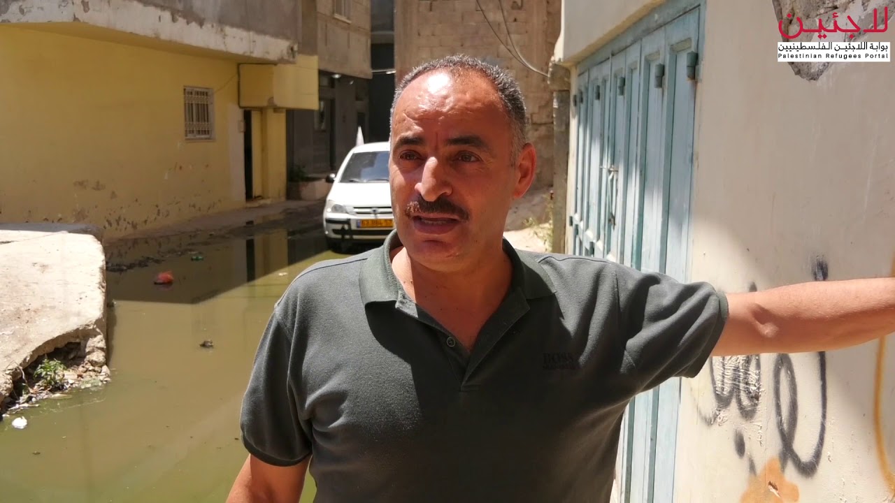 مكرهة صحية في مخيم العروب تهدد صحة اللاجئين الفلسطينيين