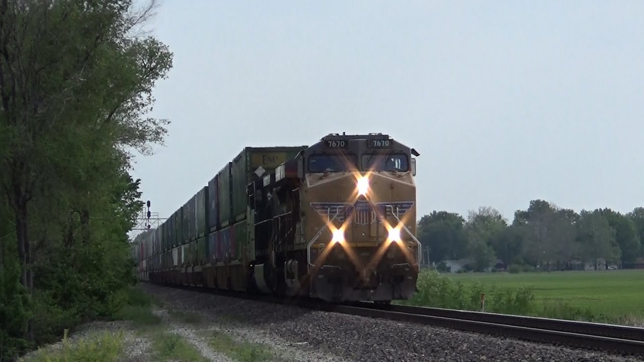 UP ES44AC 7670 w/ Nice Horn + Crew Leads a Long Stack Train on 5/24/21