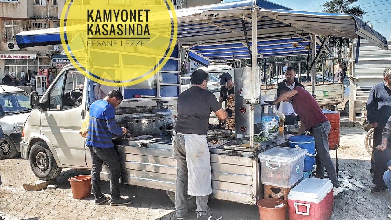 SEMT PAZARLARINDA SÖĞÜŞ /ADANA SOKAK LEZZETLERİ