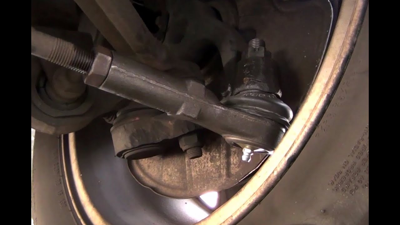 Steering Noises/Replacing Tie Rod Ends (Chrysler 300)