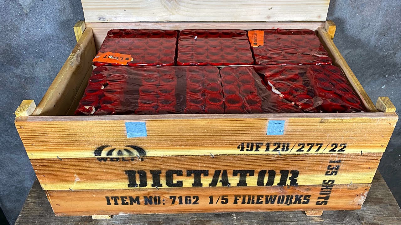 Dictator | 135 shots | Wolff Vuurwerk