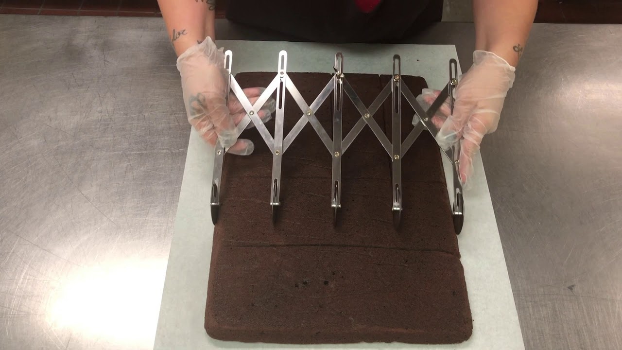 Perfect Cut Brownies