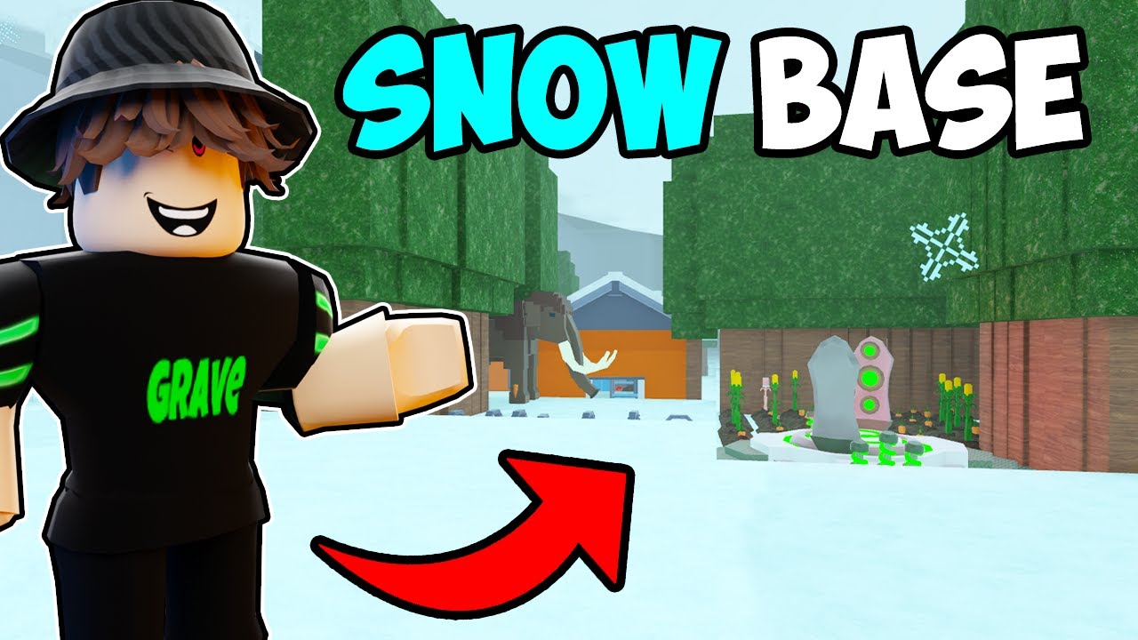 I Built The SAFEST SNOW BASE In 99 Nights In The Forest..(it had everything)