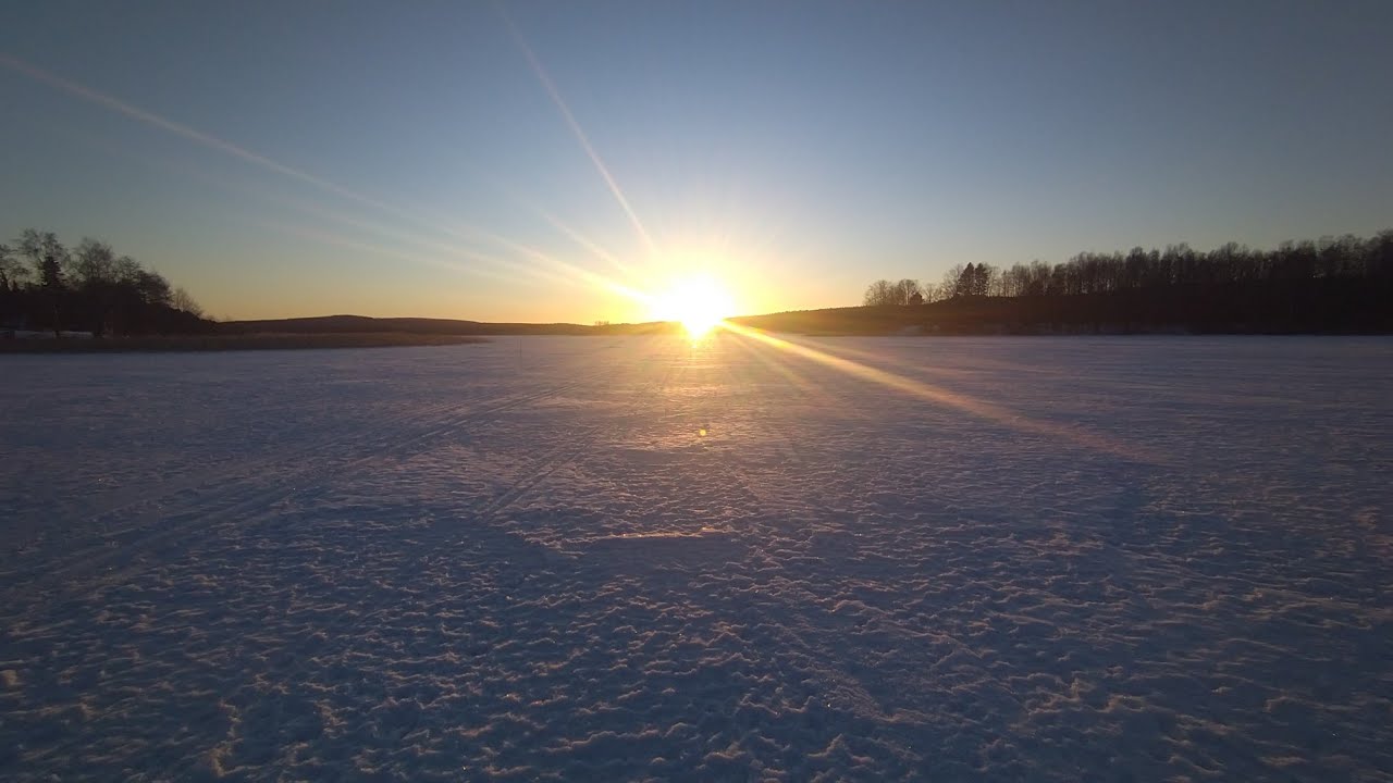 Kallavesi Lake ice hiking video clips 🔥🚐🛻🚙🚜🚴🚶🐕Kallaveden Talvi 🍽️ Kuopio east Finland 🎣 North Europe