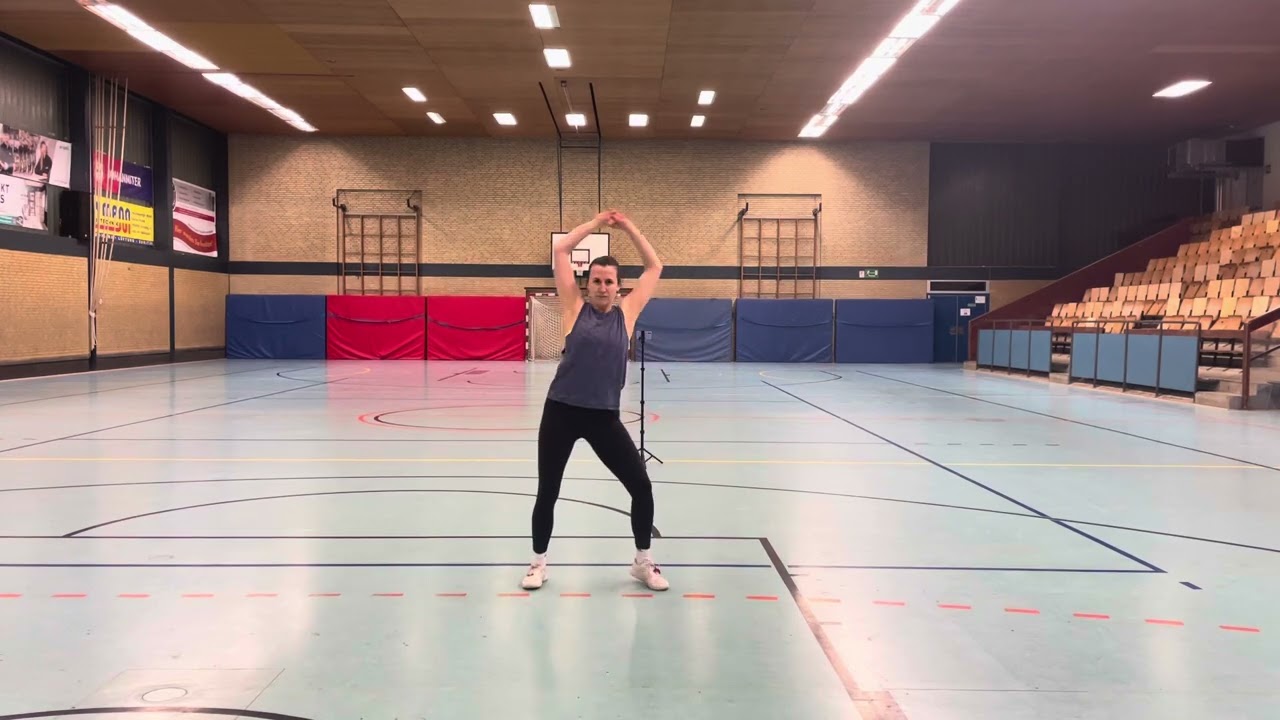 I feel like a Woman (back view, music)
