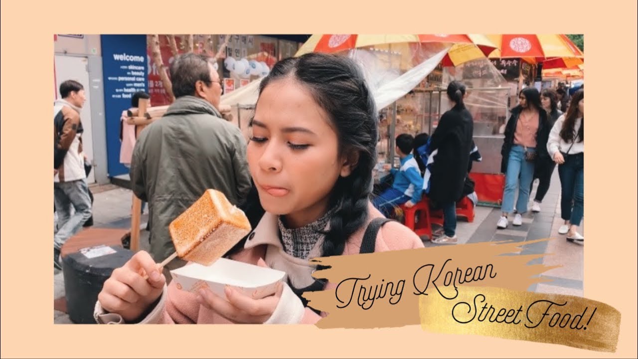 Trying ( super dikit WKWK (': ) korean street food!