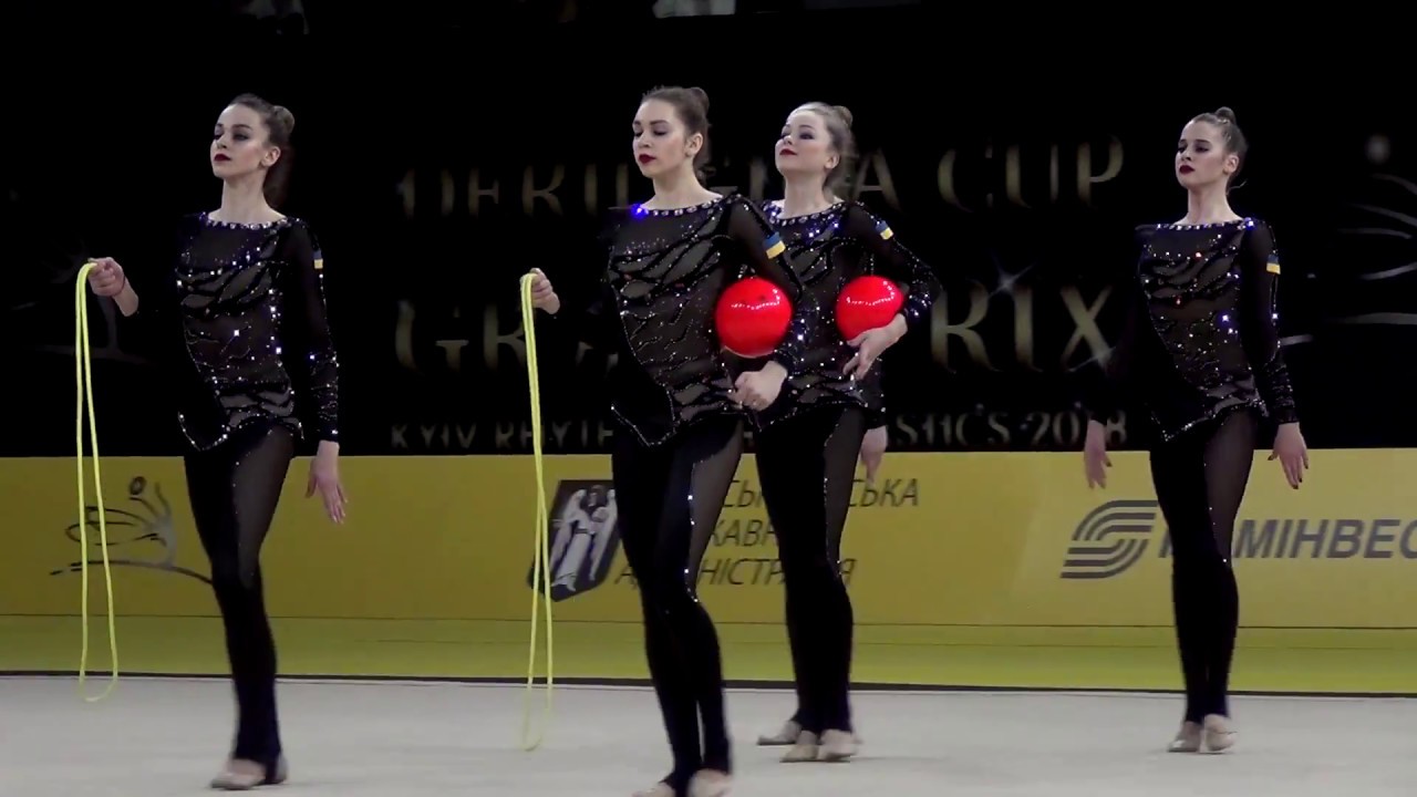 Збірна команда України   мячі і скакалки