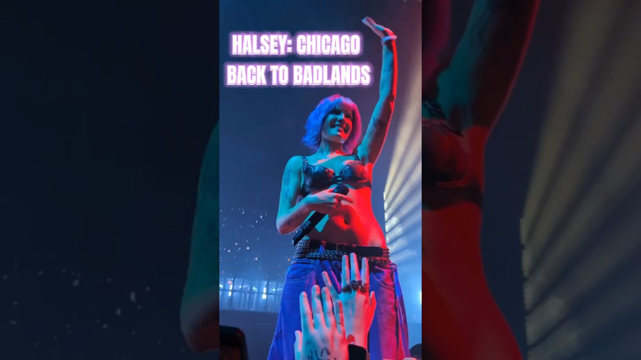 LOOK HOW CLOSE I GOT TO HALSEY!!! 😍😱💙🩵🎉 11/8/25 My 7th time seeing Halsey!!! 💜💜💜💜💜💜💜