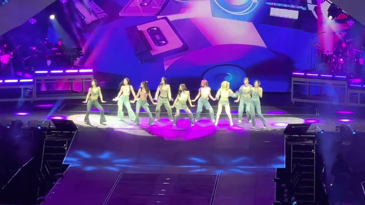 트와이스 TWICE in Sydney Day 1 - Alcohol Free