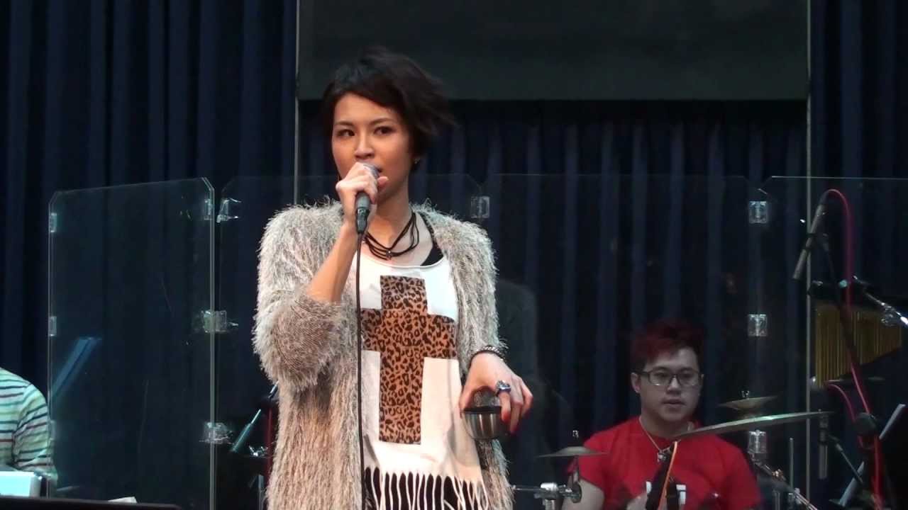 2011.10.22「出發吧！」曾沛慈演唱會 Part4 (Adia)