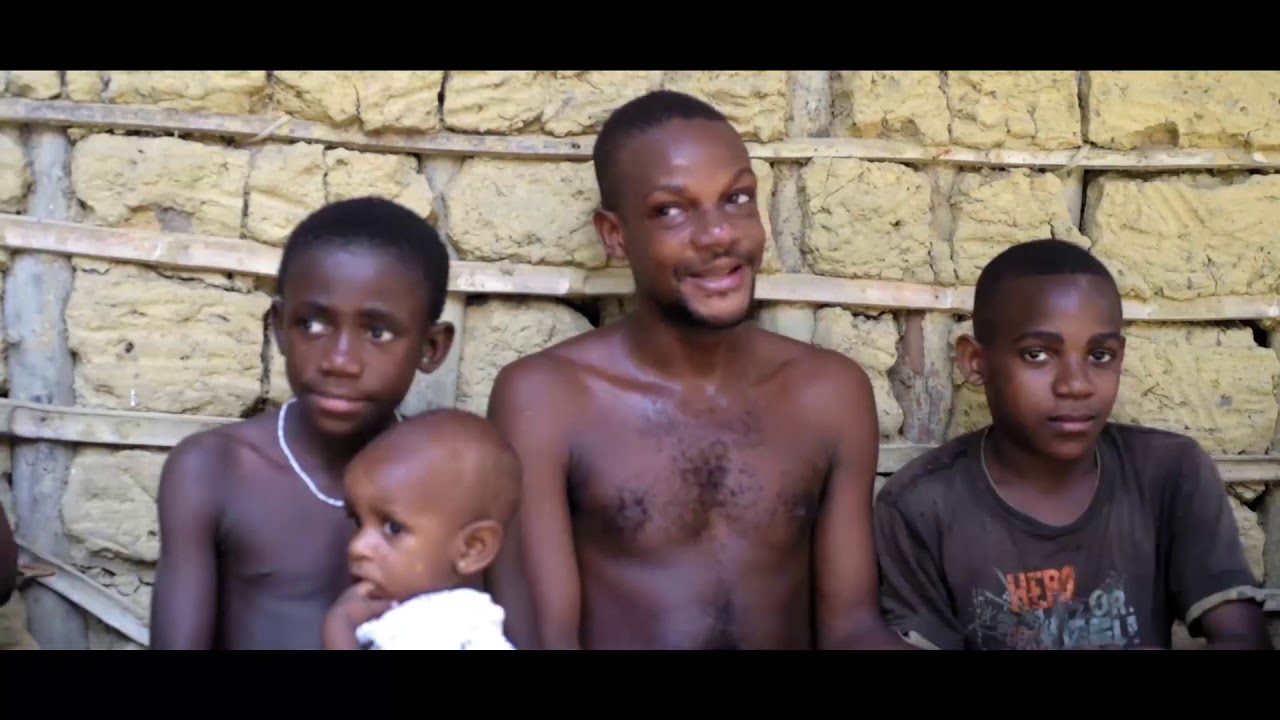 A TRAVERS MES YEUX - KRIBI, CAMEROUN