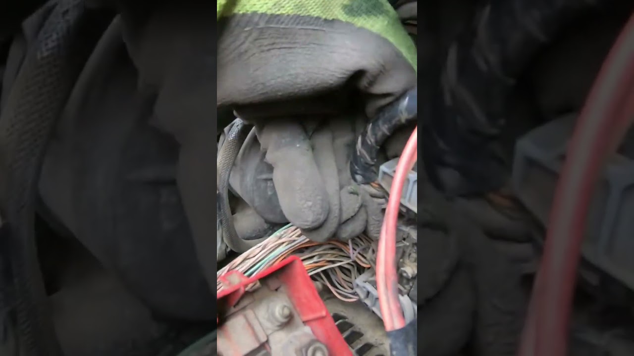 #automobile #mechanic #repair #electrical #renault #scenic #engineering
