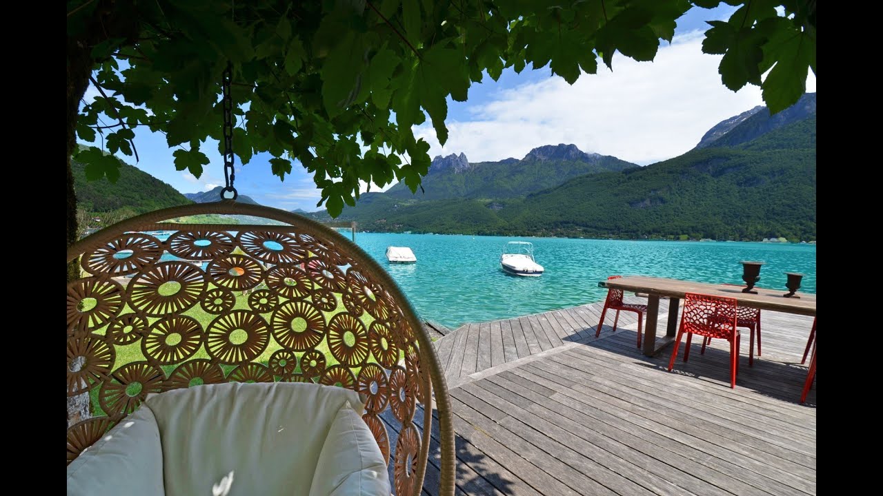 Propriété pied dans l'eau Lac d'Annecy Jardin Privé Immobilier