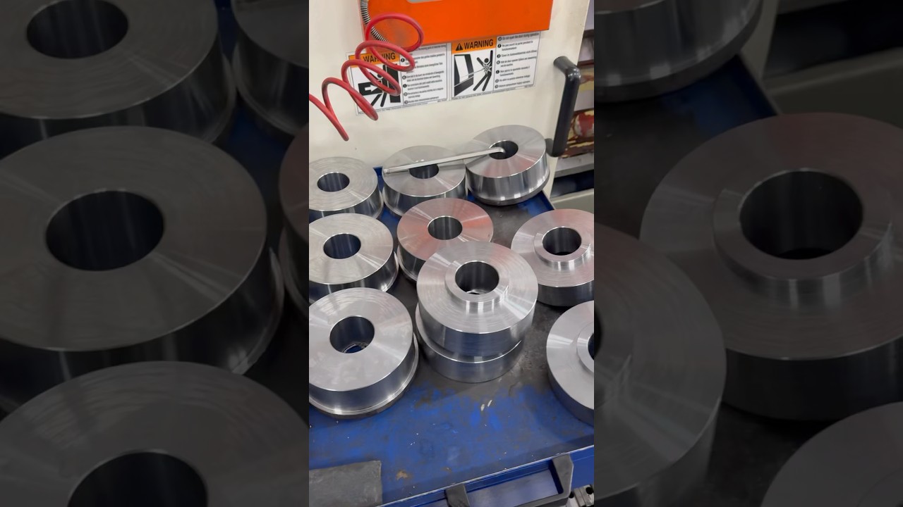 Cnc torna da dişlileri işliyoruz ⚙️ #dişli #cnc #torna #lathe #machine