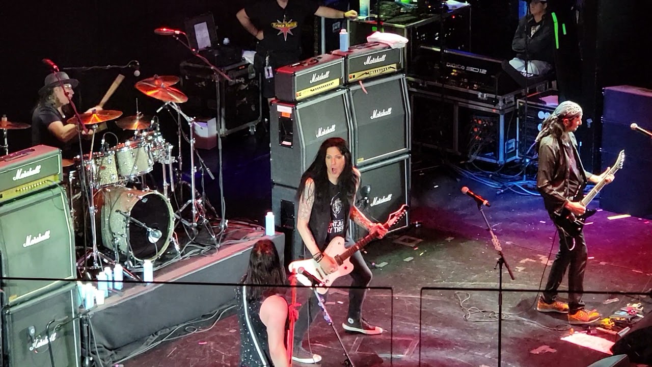Bruce Kulick (featuring Eric Singer)- Domino - Kiss Kruise X - 11/02/2021