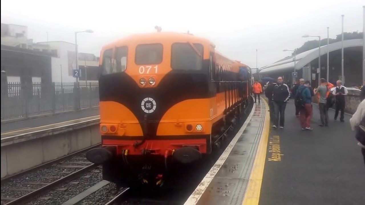 RPSI The Radio Train Rail Tour operated by No.4 and GM Locomotives No.071 and No.076 (21/8/16).