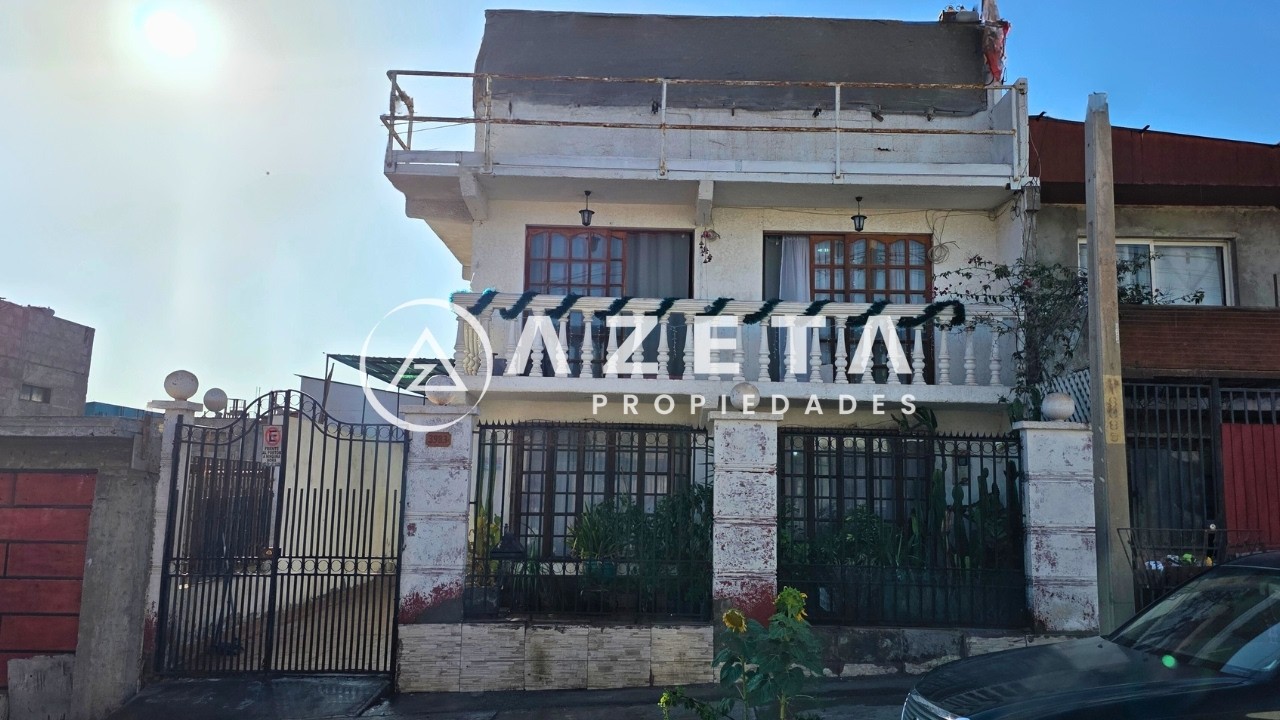 Casa en venta - Alfonsina Storni, sector Autoconstrucción - Alto Hospicio - Azeta Propiedades