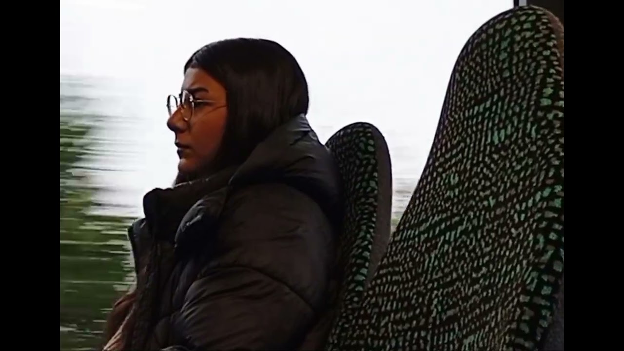 Social Experiment - Cutie in the Bus ist shocked when she sees my huge bulge