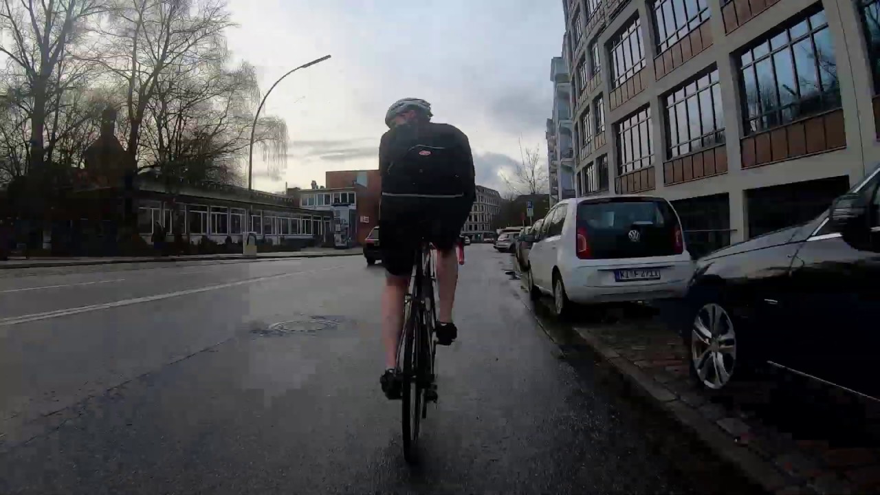 Exploring Hamburg Ottensen and Flottbek by bike