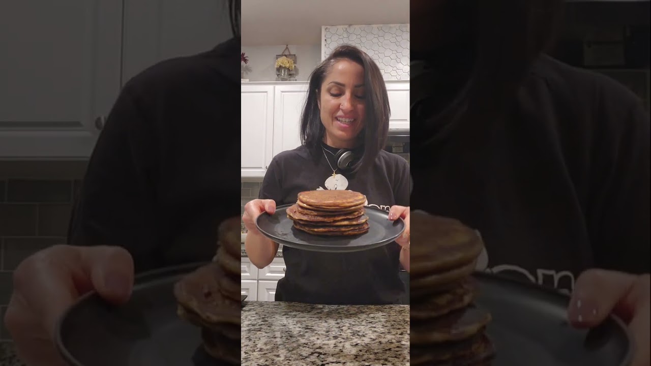 Protein PACKED Pancakes / Waffles