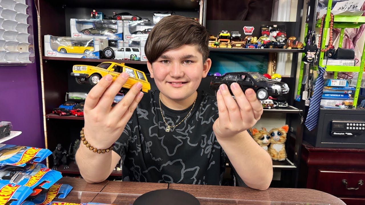 Reviewing Diecast 1:32 Lada Samara & Taxi Lada