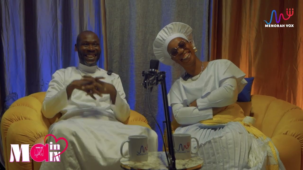 MAIN DANS LA MAIN EPISODE 01 - COUPLE YODE