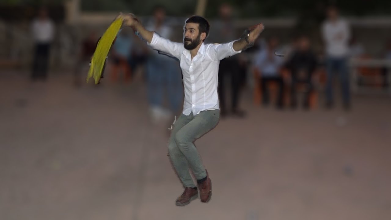 ANTEP UŞAGI KOPTU GELİYOR DÜĞÜNDEKİ HERKES DUR DU ONU İZLEDİ