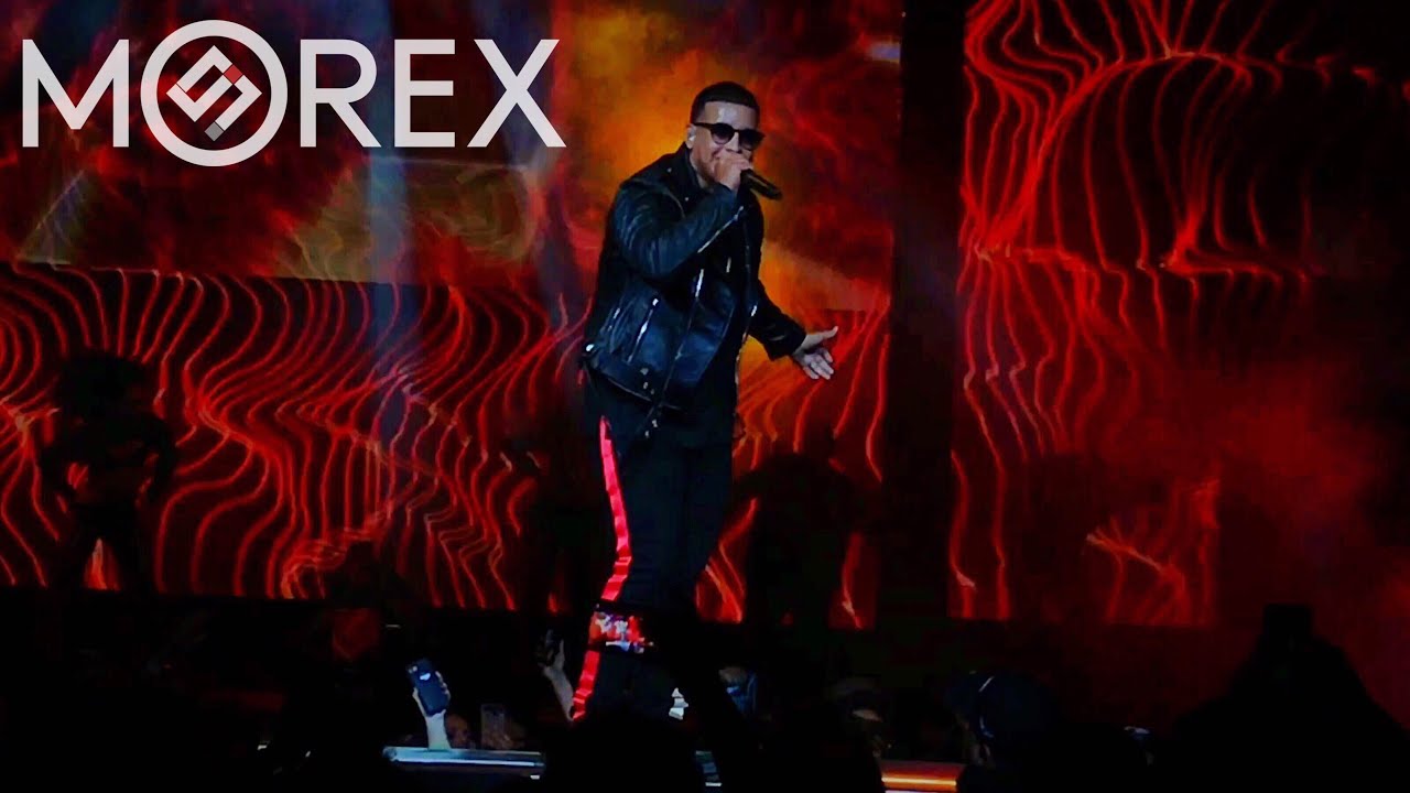 Daddy Yankee - Mayor Que Yo / Limbo / Shaky Shaky (Latino Mix Live! at American Airlines 2017)