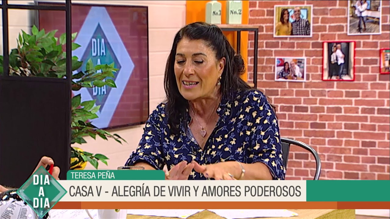Teresa Pe&ntilde;a: Casa V - Alegr&iacute;a de vivir y amores poderosos