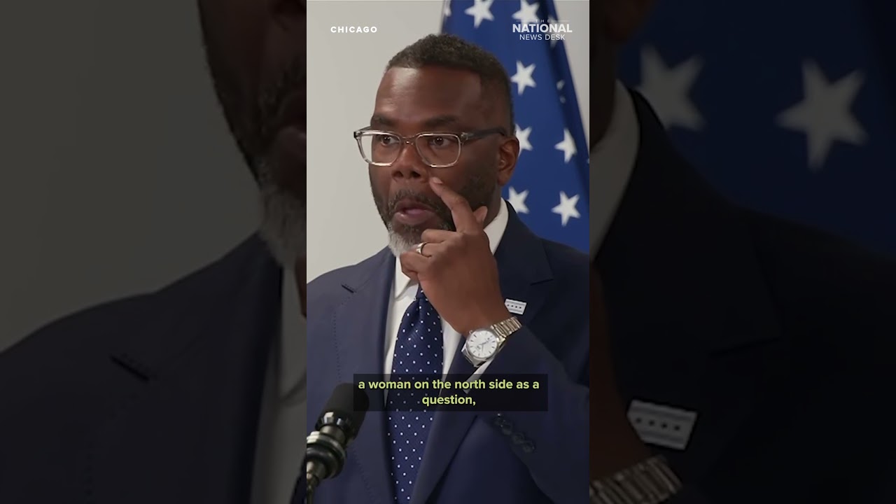 Chicago Mayor Brandon Johnson refuses to answer illegal migrant question from reporter