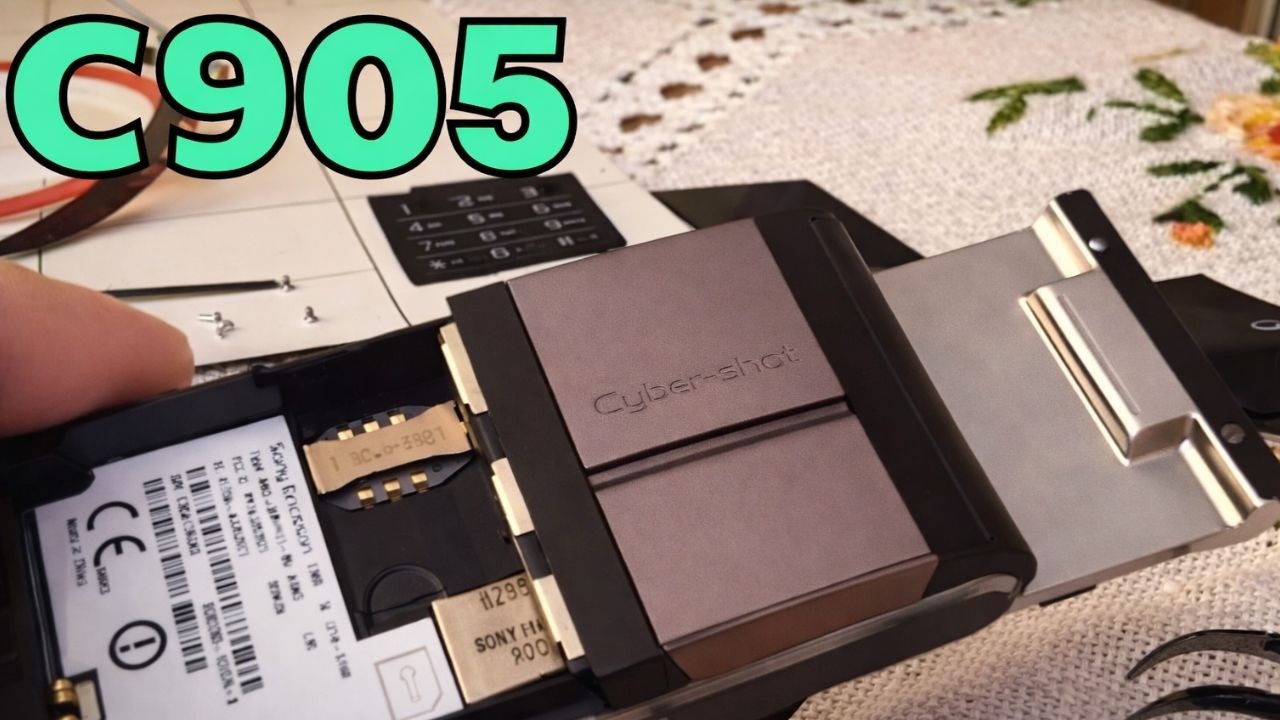Разборка и ремонт Sony Ericsson C905.