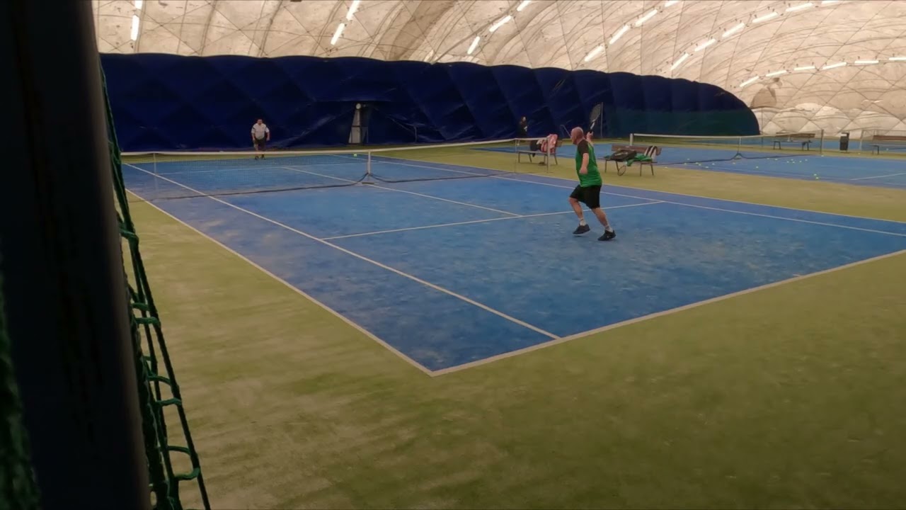 26´02 27 tenis ÚL R+P kpl++++4 94%