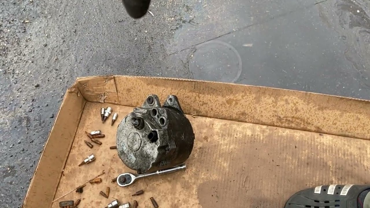 Audi Q7 4.2 FSI 4L BAR v8 Oil Cooler O-ring replacement.
