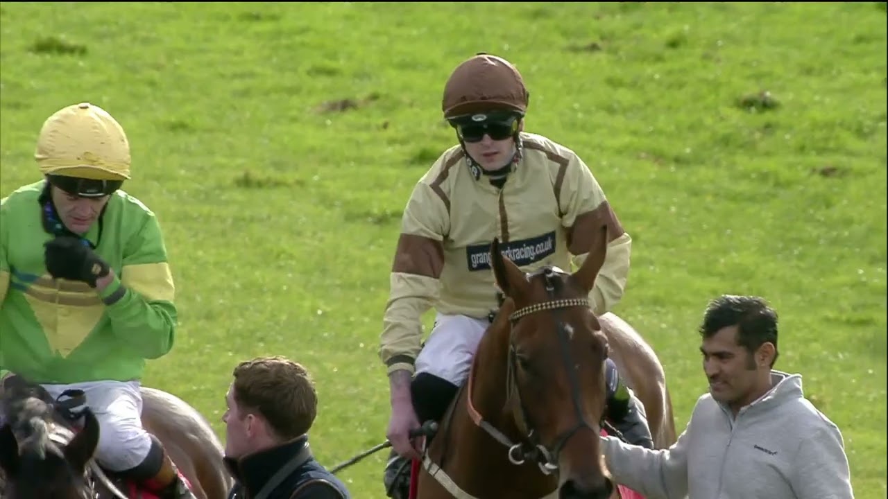 Invitorio - Winning at Redcar 18th October 2024.