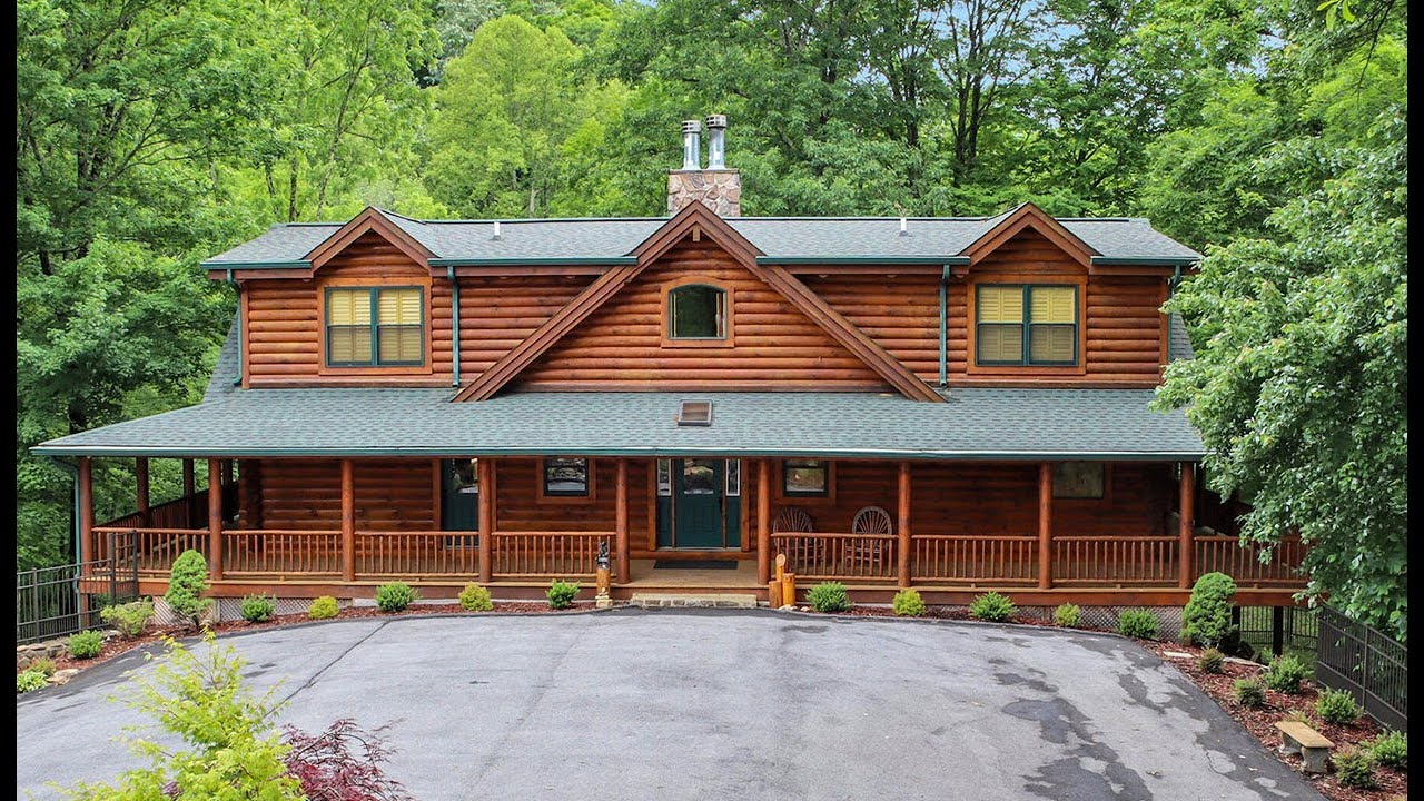 Log Cabin on 18 Acres For Sale in Mendota Virginia