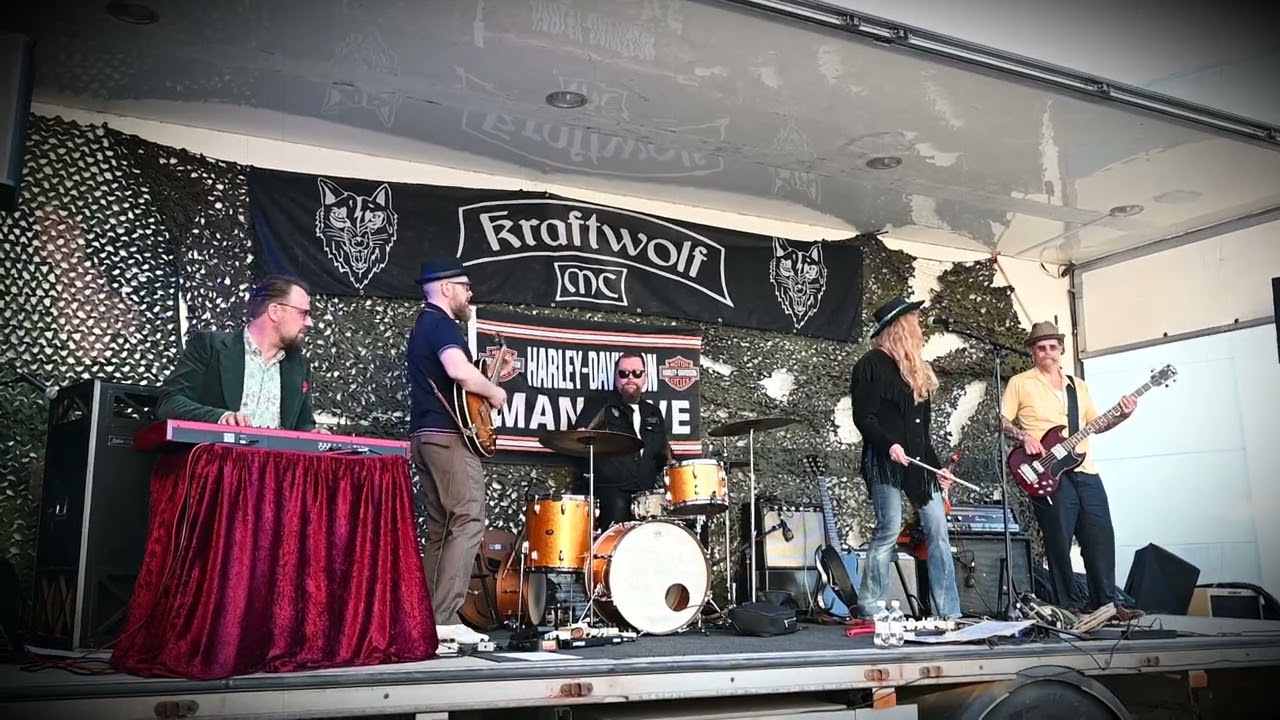 Maria H&auml;nninen  - Movin' On