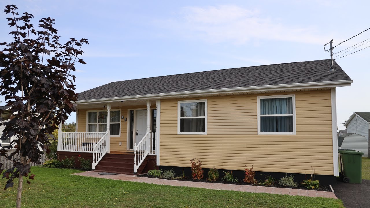 18 Sherwood Road | West Royalty