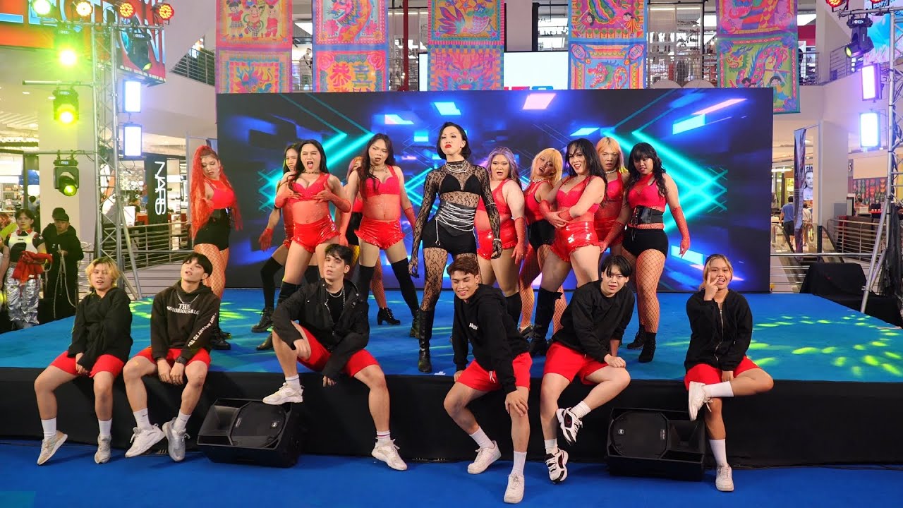 240128 cover HWASA - I Love My Body + Chili @ The Mall Lifestore Thapra (Girl Group)