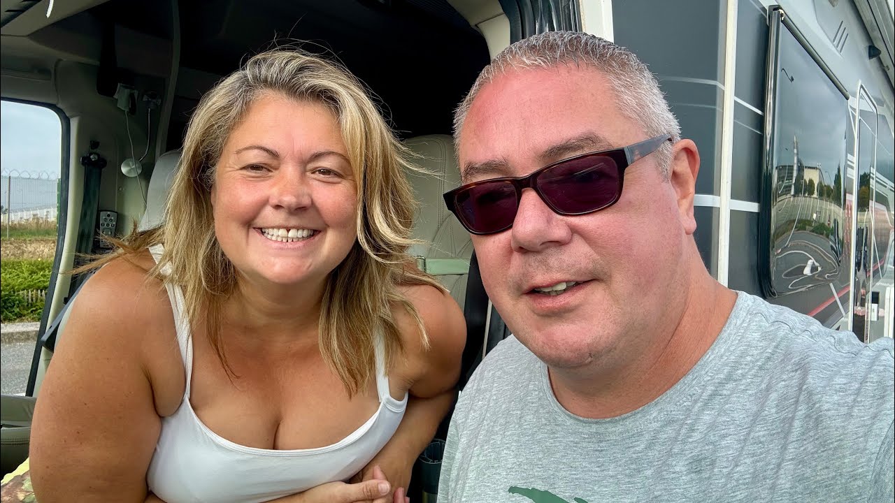 SHOPPING FOR A NEW MOTORHOME