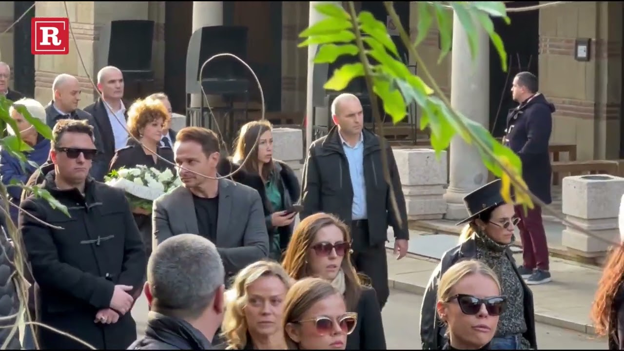 Ivica Dačić stigao da oda počast Žarku Lauševiću!