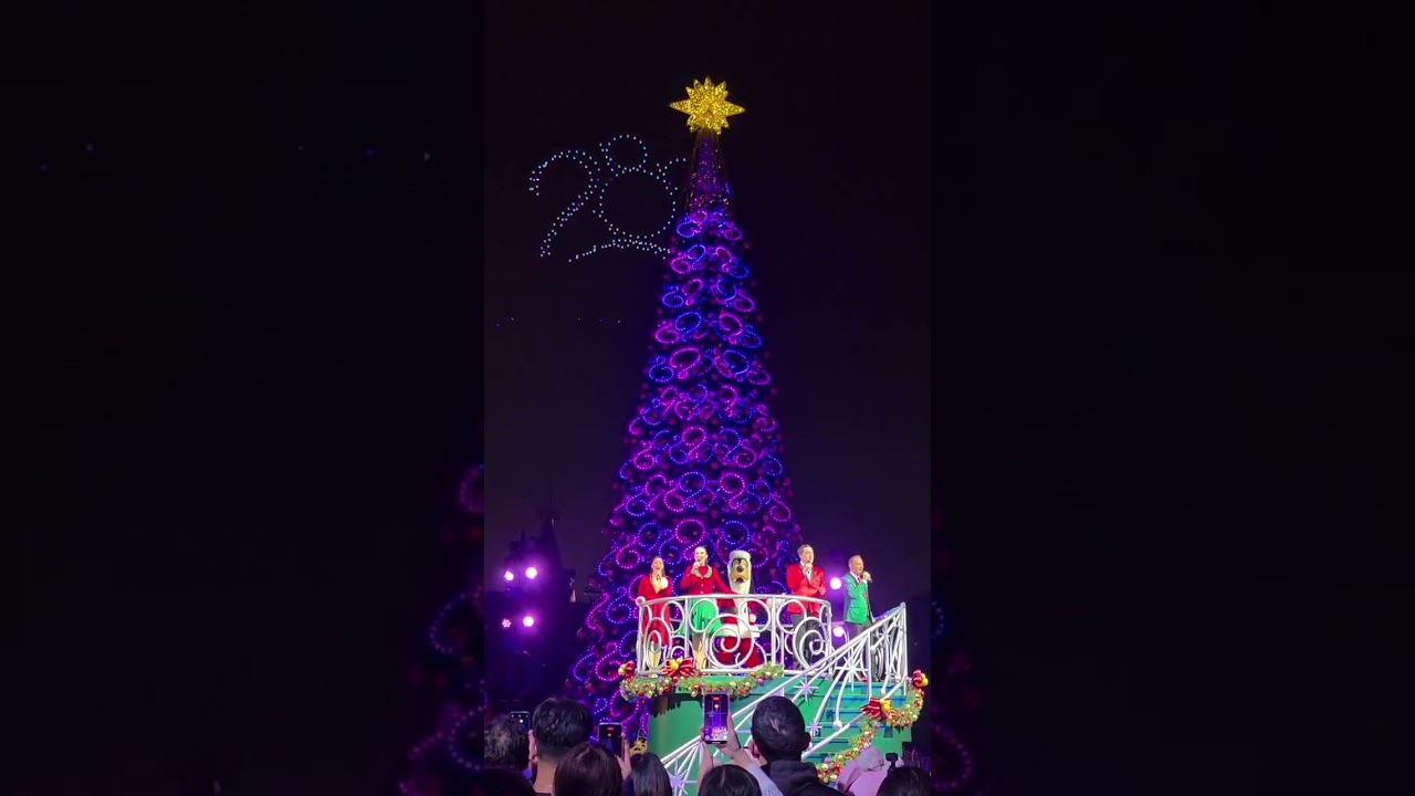 12/2025, 香港迪士尼乐园点灯仪式