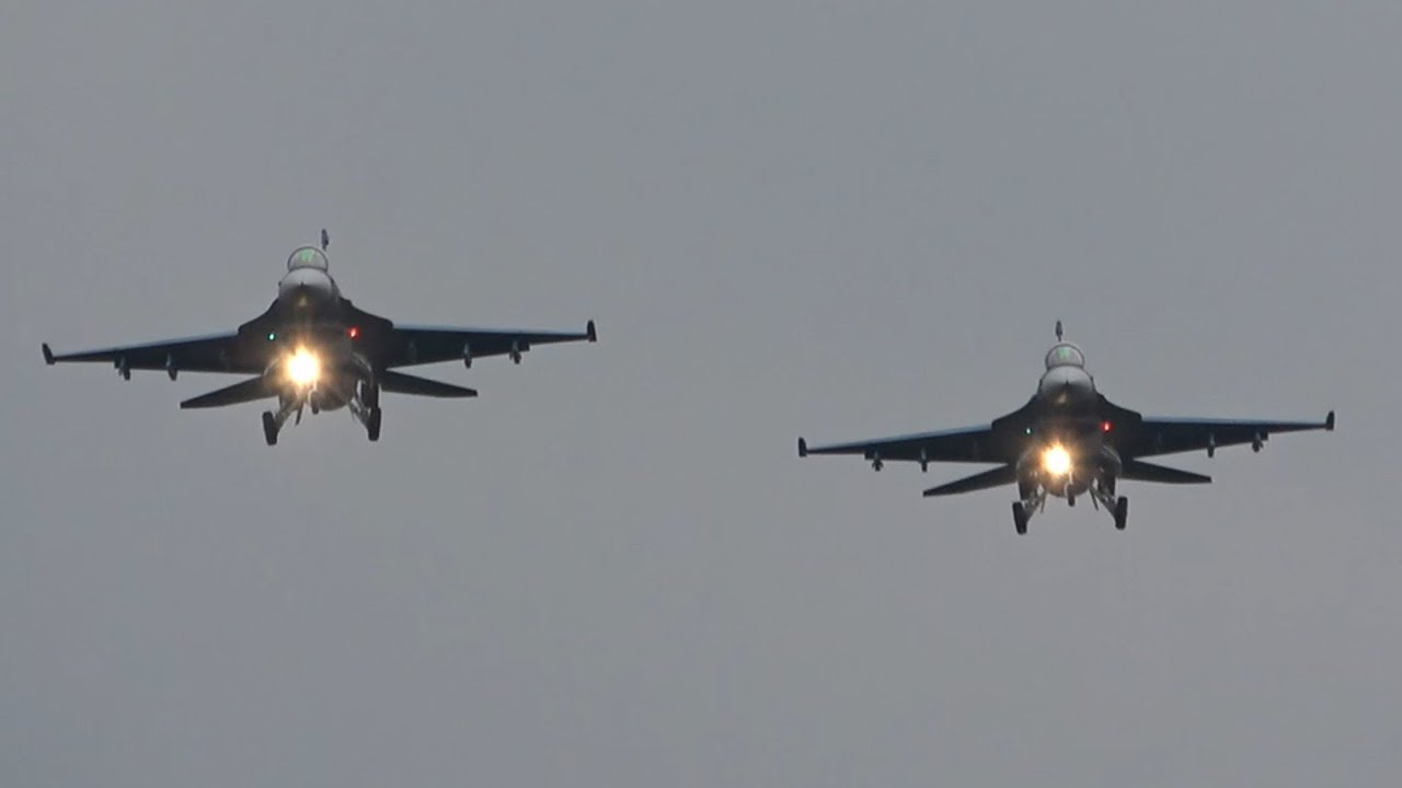 F-2機動飛行の事前飛行11/26（水）築城基地航空祭2025予行