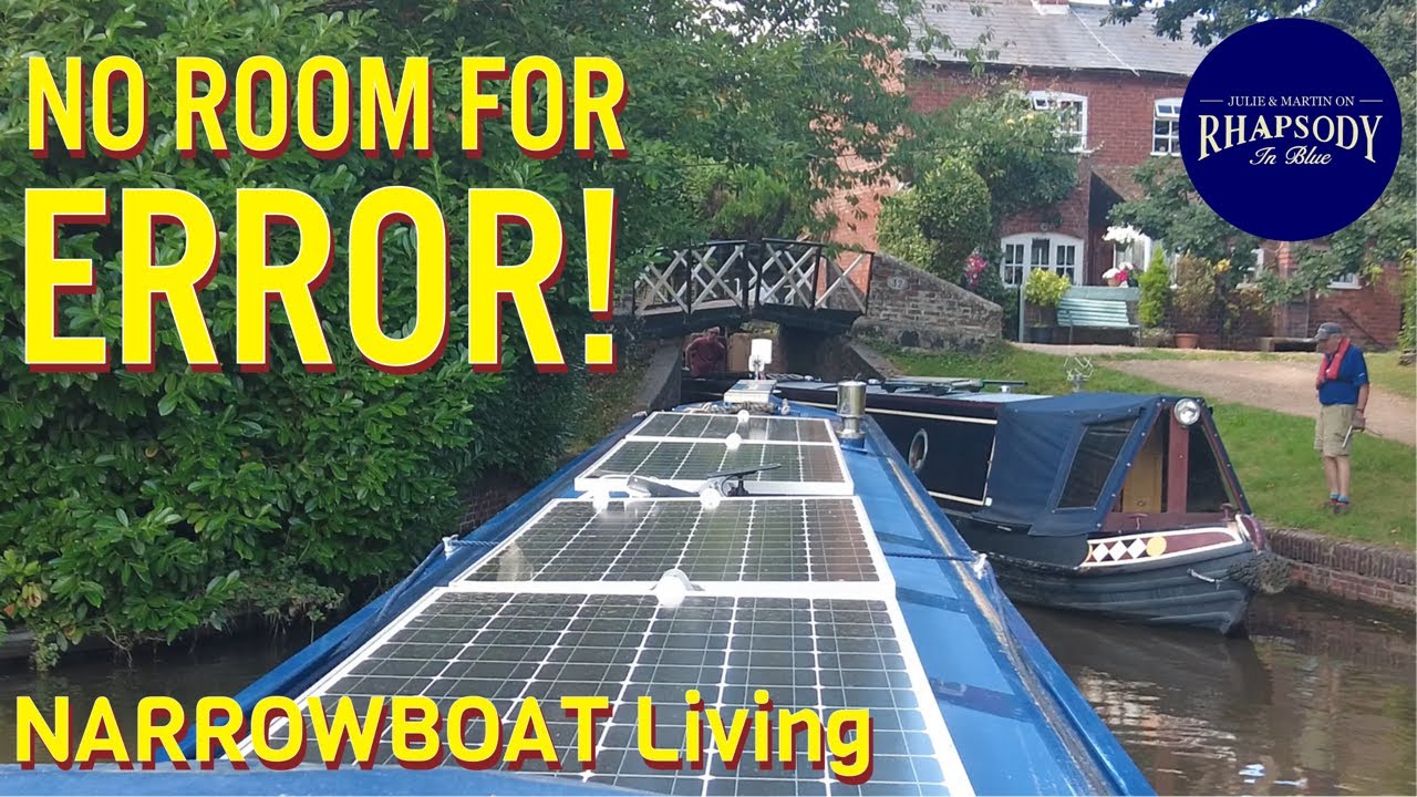 It doesn’t get TIGHTER than THIS! | A Tricky Manoeuvre! | NARROWBOAT Living Ep112