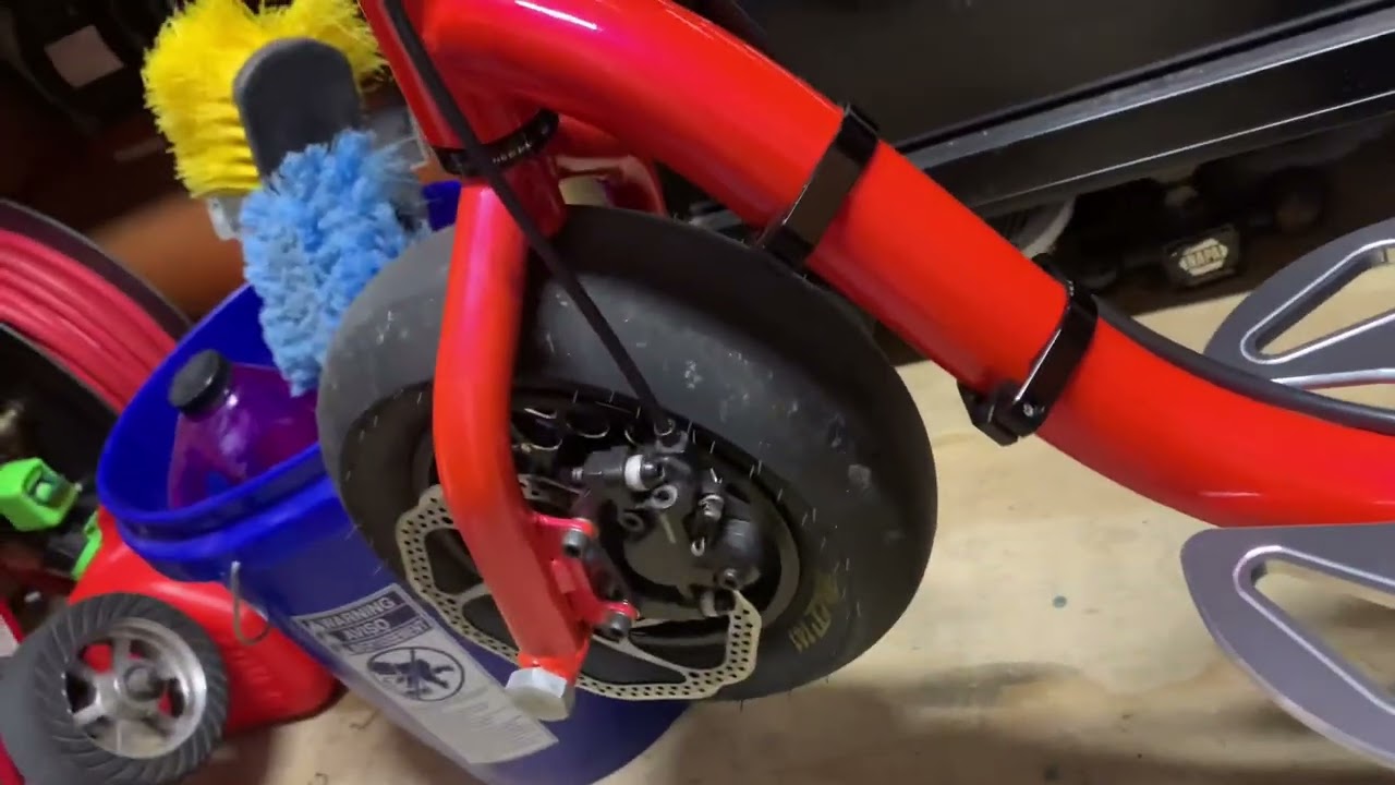 GoPed GSR46 Stiffy Y Frame fully built walkaround